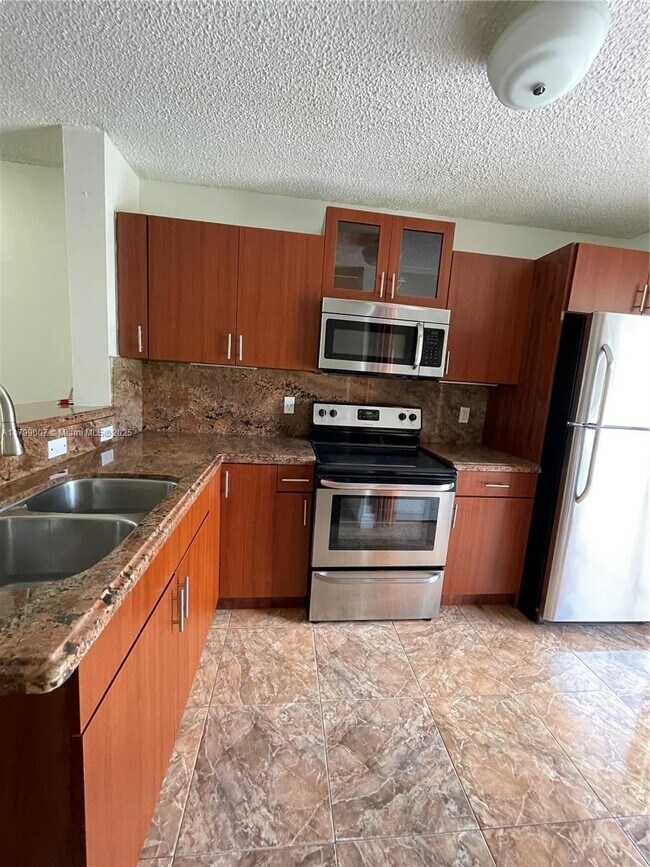 Foto del edificio - 7425 W 22nd Ave