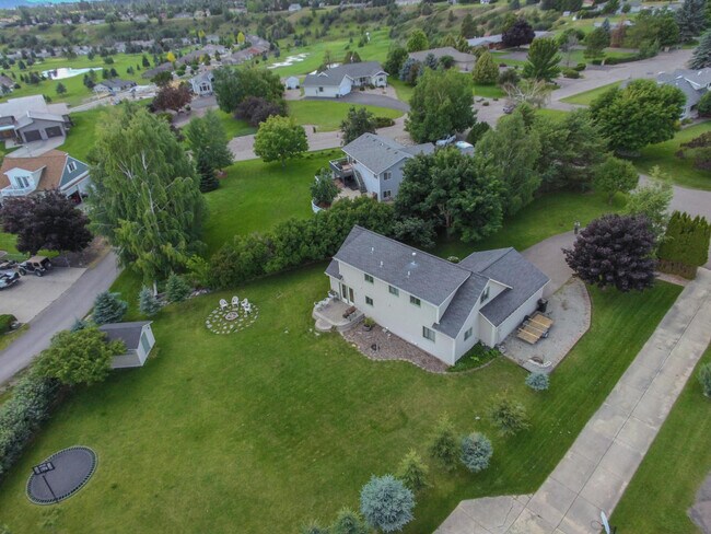 Foto del edificio - 2632 Mission Trail Way