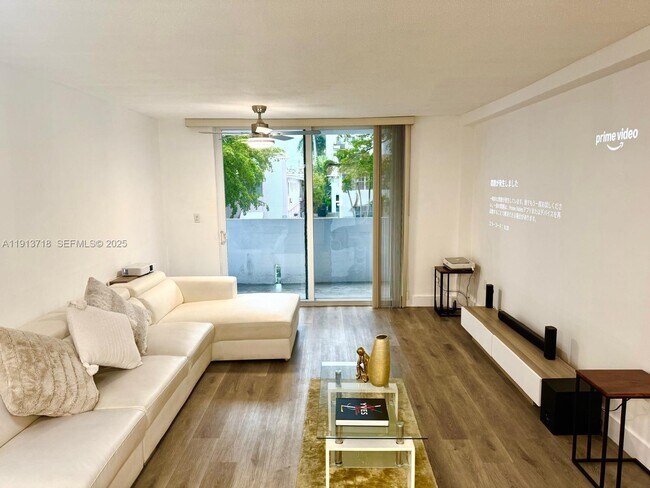 Foto del edificio - 1045 10th St