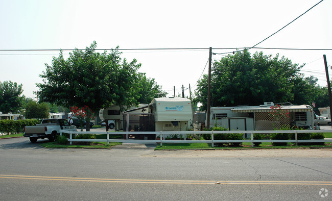 Building Photo - Fresno Mobile Home Park