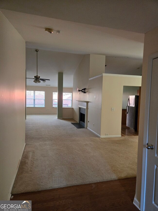 Building Photo - 5140 Rosewood Pl