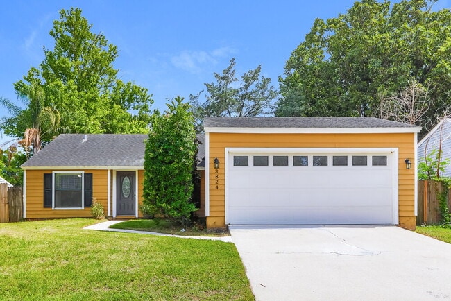 Building Photo - 3824 Tree Lake Dr