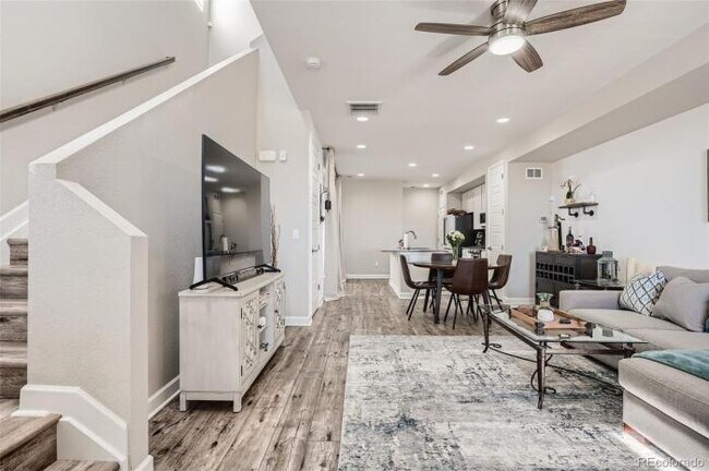 Building Photo - 3 bedroom in Commerce City CO 80022