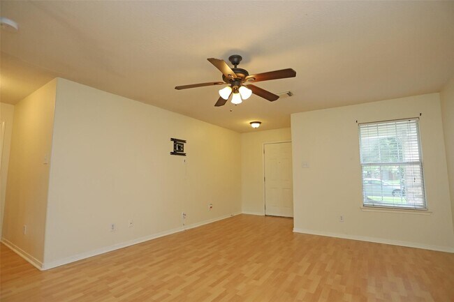 Foto del edificio - 7518 Drifting Willow Ct