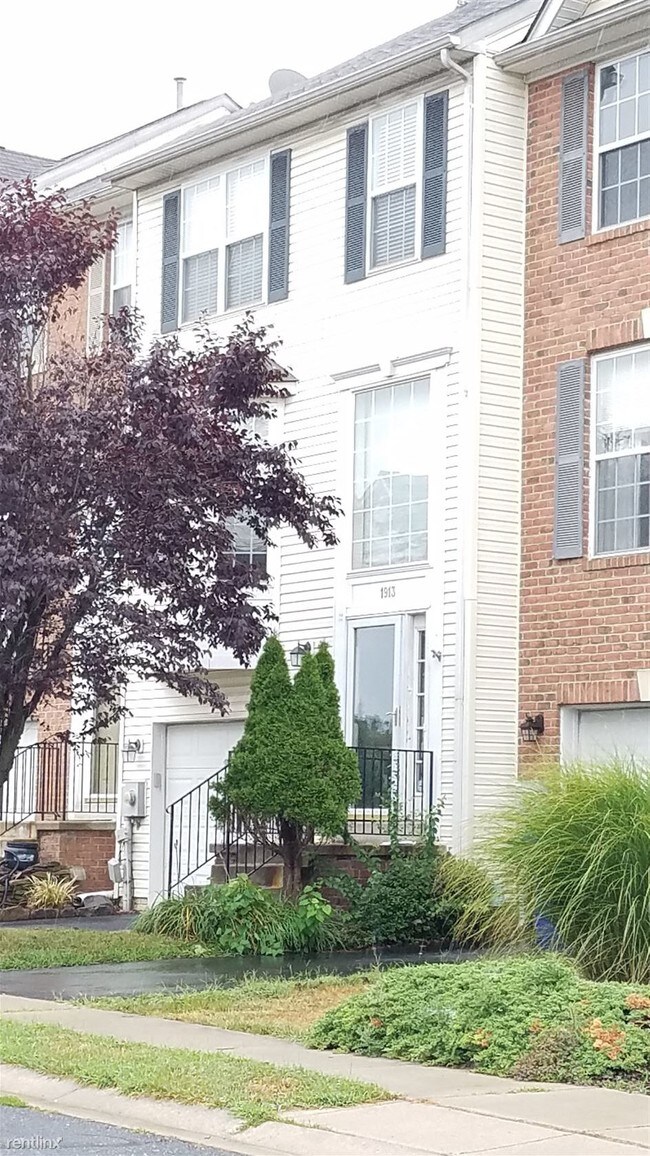 Foto del edificio - 3 br, 2.5 bath Townhome - 1913 Fieldstone Way