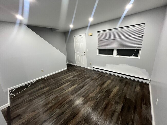 Foto del edificio - 11 Limerick Dr E