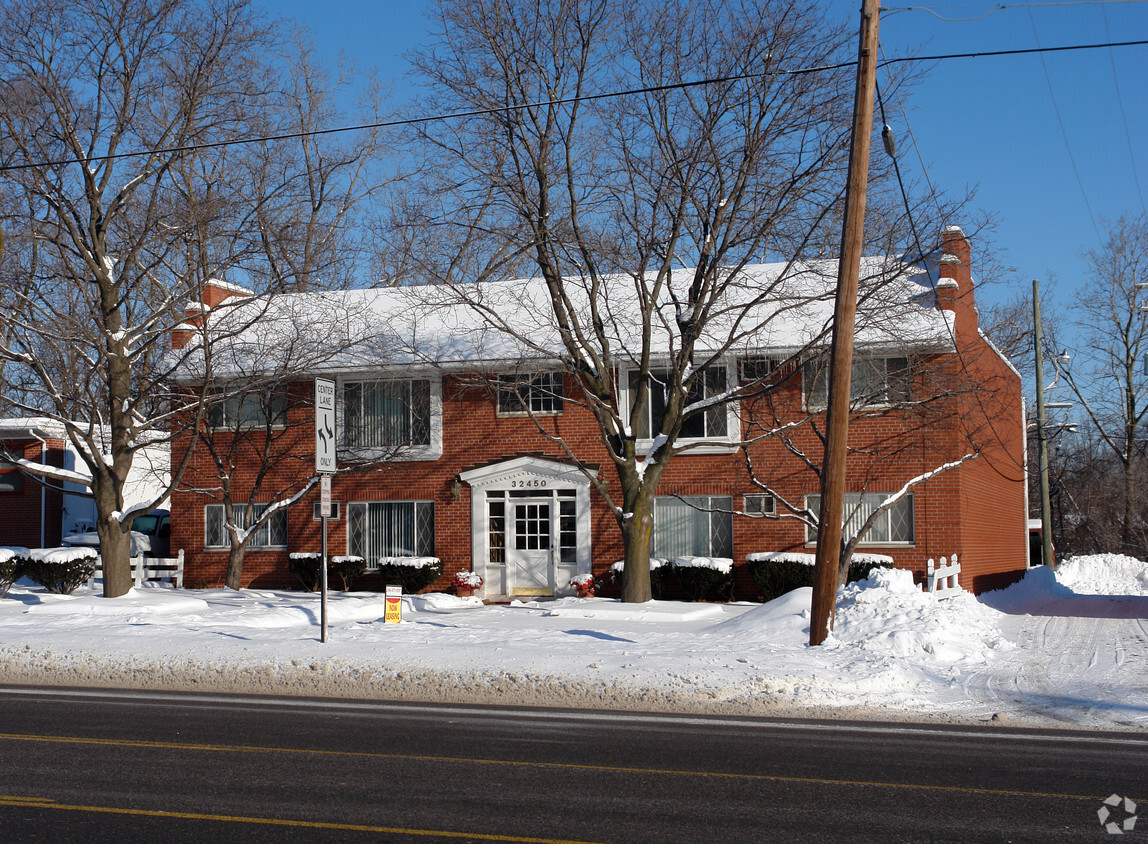 Primary Photo - Park View Apartments