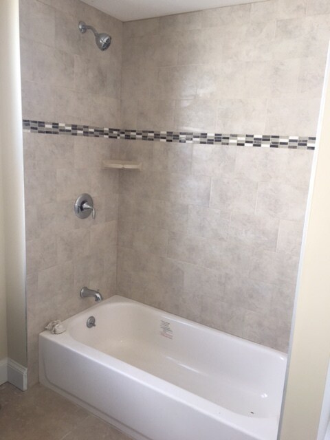 Bathroom - 28 Warner Ave