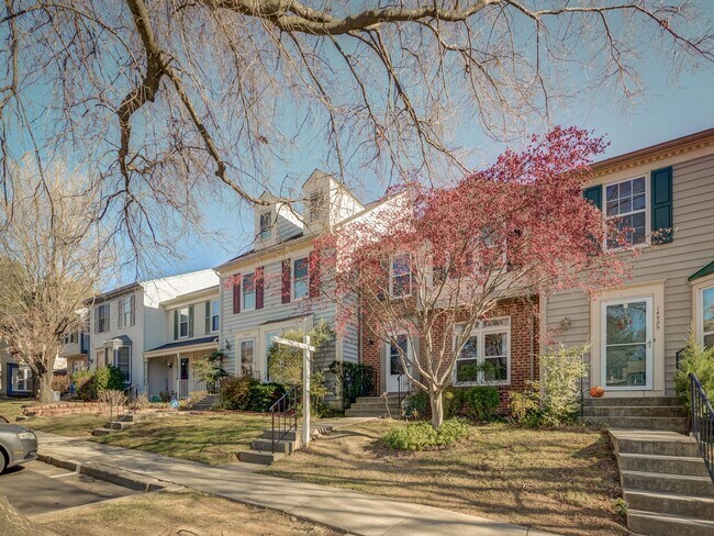 Building Photo - A Lovely Brick-Front Town House
