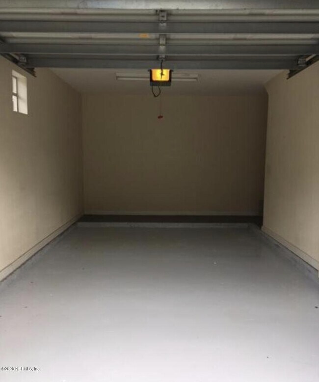 Foto del edificio - 10075 Gate Pkwy