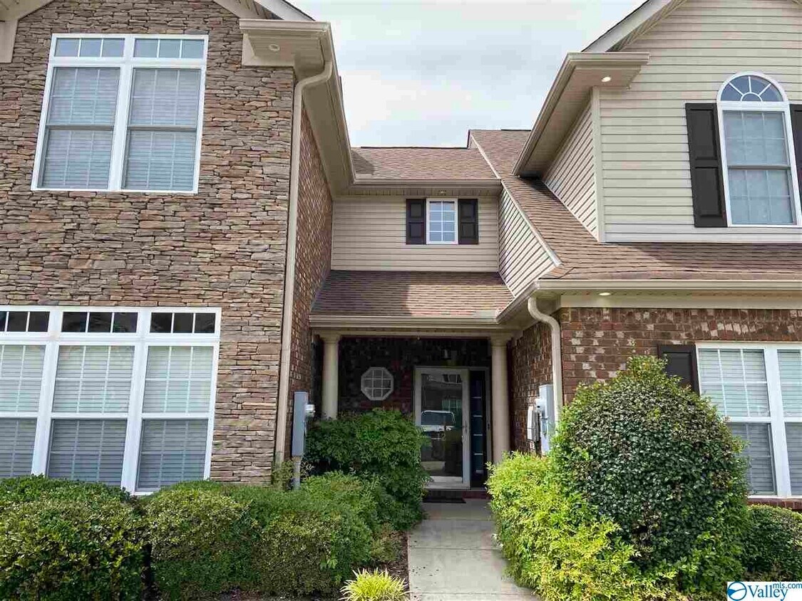 2031 Blake Bottom Rd NW, Huntsville, AL 35806 Townhouse for Rent in
