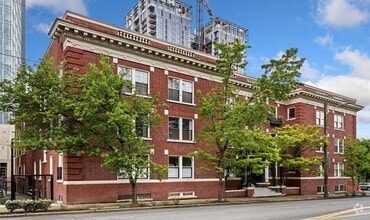Building Photo - 615 Boren Ave