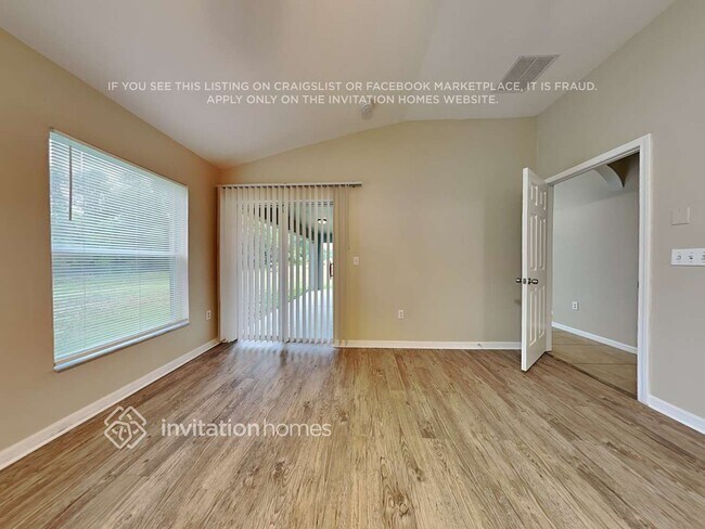 Foto del edificio - 2389 Hamlet Cir