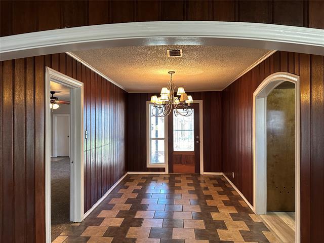 Foto del edificio - 1229 Churchill Rd