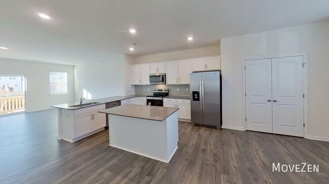 Foto del edificio - 720 Lucky Clover Wy