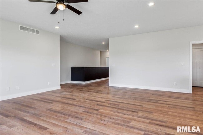 Building Photo - 4621 Eugene Ct