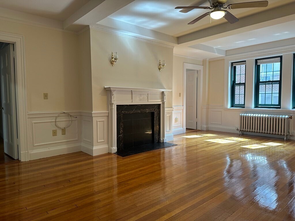 Primary Photo - 126 Bowdoin St
