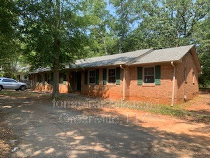 156 Hidden Hill Rd, Spartanburg, SC 29301 House for Rent in