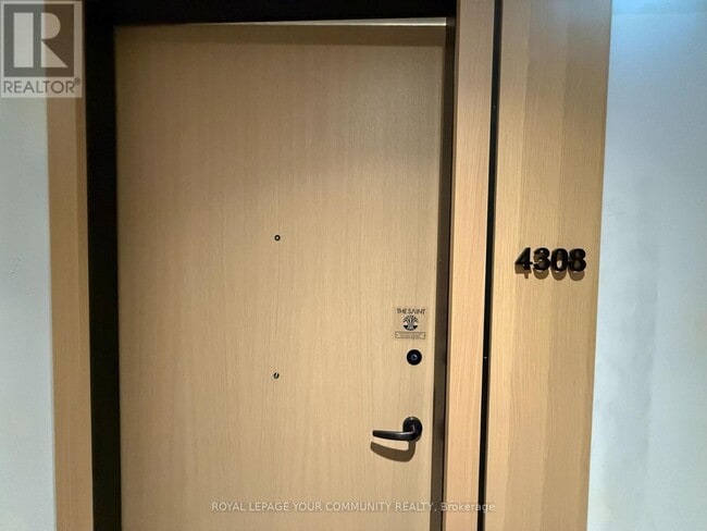 Building Photo - 89 Church St