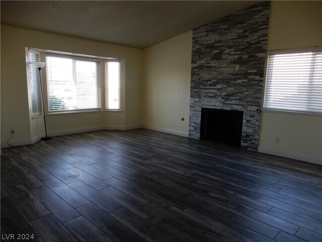 Foto del edificio - 6001 W Morro Bay Ave