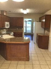 Building Photo - 6020 Creek Stone Ct