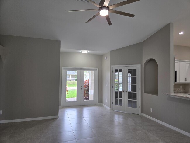 Foto del edificio - 815 SW 14th Ave