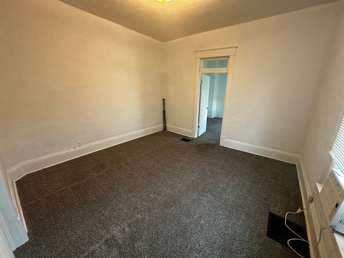 Foto principal - 1402 Prospect Ave