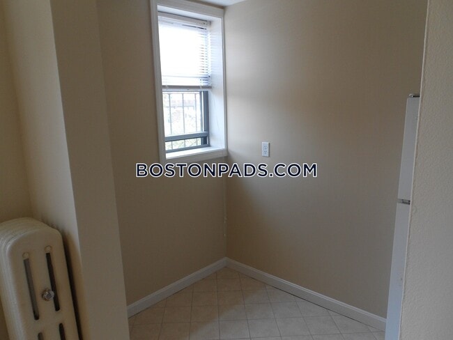Foto del edificio - 25 Edgerly Rd
