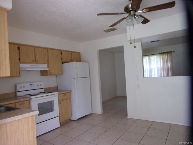 Foto del edificio - 7951 W Fern Pl