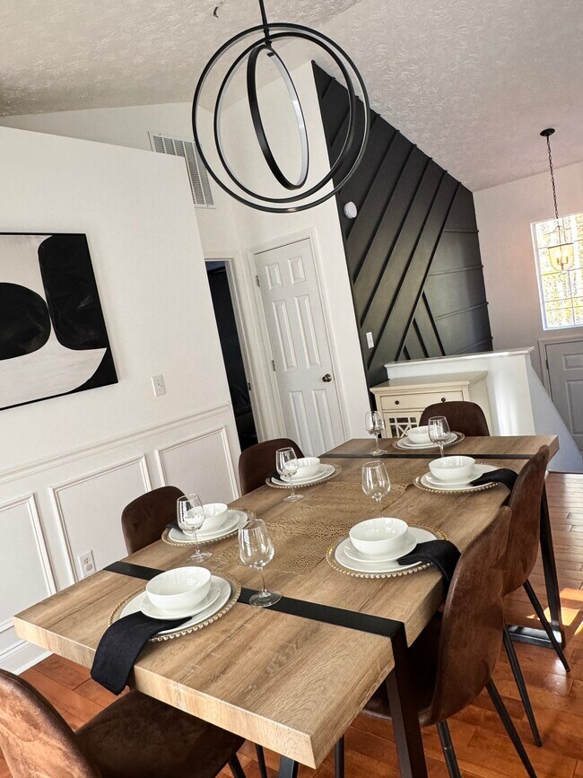 Foto del edificio - 601 Catrina Ct