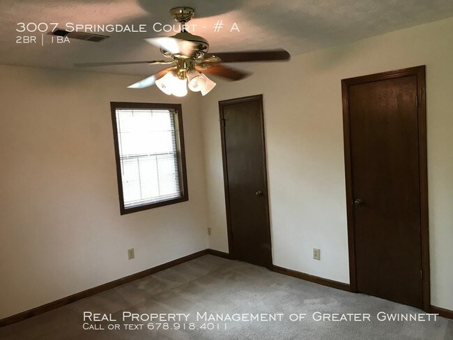 Foto del edificio - Beautiful 2 Bedroom Duplex in Great Location