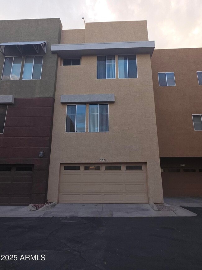 Foto del edificio - 6605 N 93RD Ave