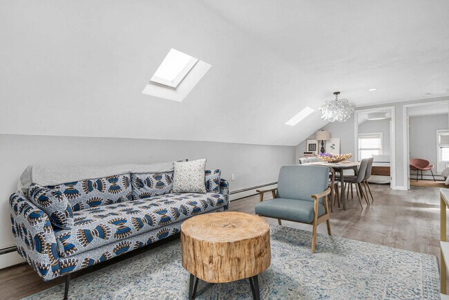 Foto del edificio - 136 Main St