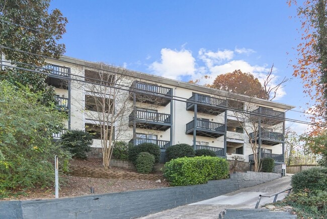 Interior Photo - Signal Hill Apartments