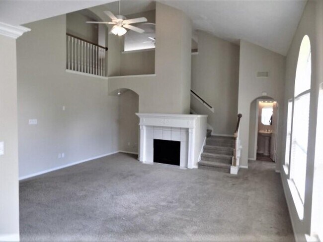 Building Photo - 1819 Thistlebrook Ct