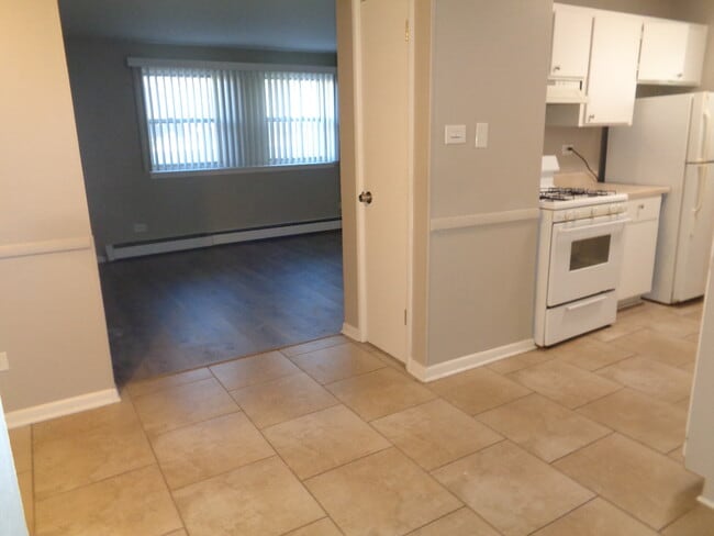 Building Photo - 10748 S Harlem Ave