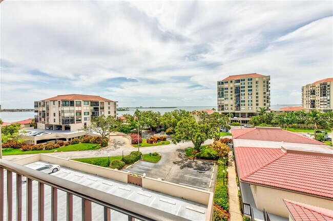 Building Photo - 6269 Palma Del Mar Blvd S