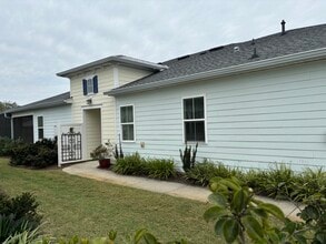 Building Photo - 84 Cool Breeze Dr