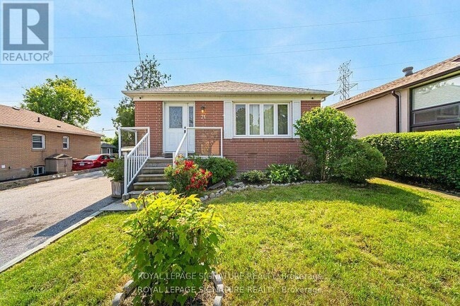 Building Photo - 71-71 Redwater Dr