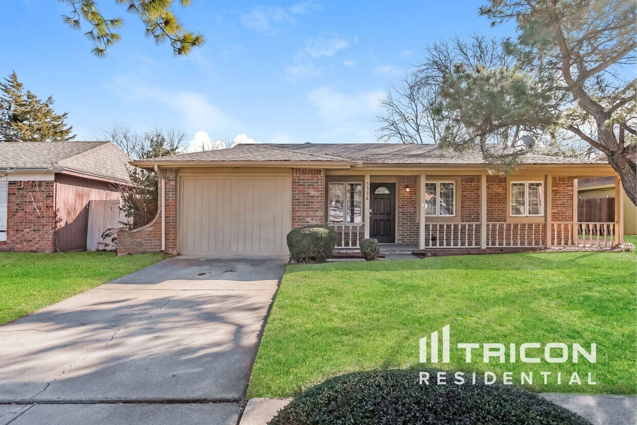 Primary Photo - 5536 Dunson Drive Haltom City TX