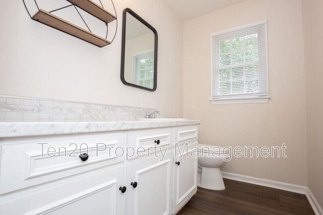 Building Photo - 4065 Windtree Ln