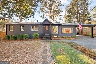 Building Photo - 1333 Victor Rd NE