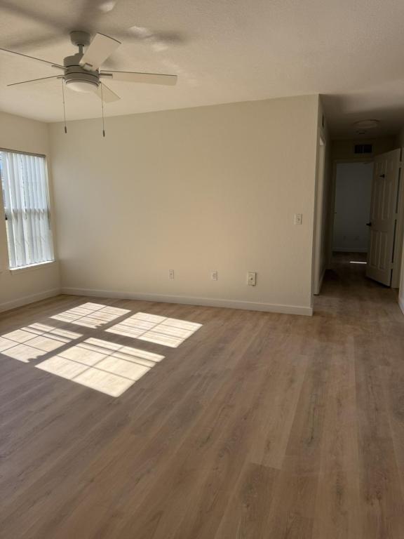 Foto del edificio - 1001 Lighthouse Rd