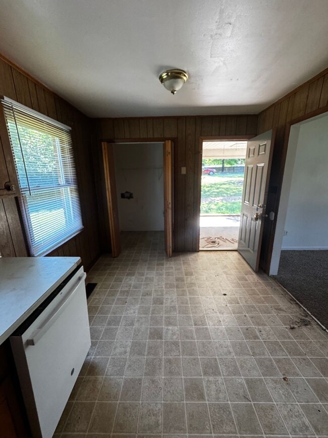 Foto del edificio - Single Family House in Cleveland County, NC (Shelby, NC)