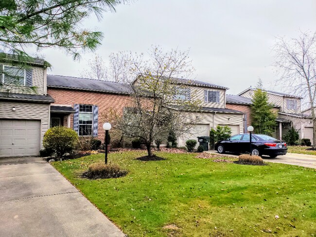 Building Photo - 2158 Kenyon St