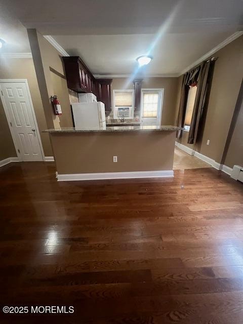 Building Photo - 20-28-28 E Main St