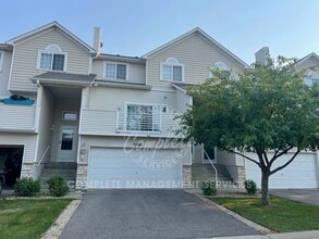 Building Photo - 7049 Lockslie Way