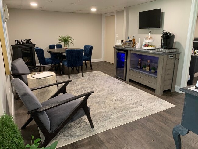 Office Coffee Bar - Rose Hill Apartments