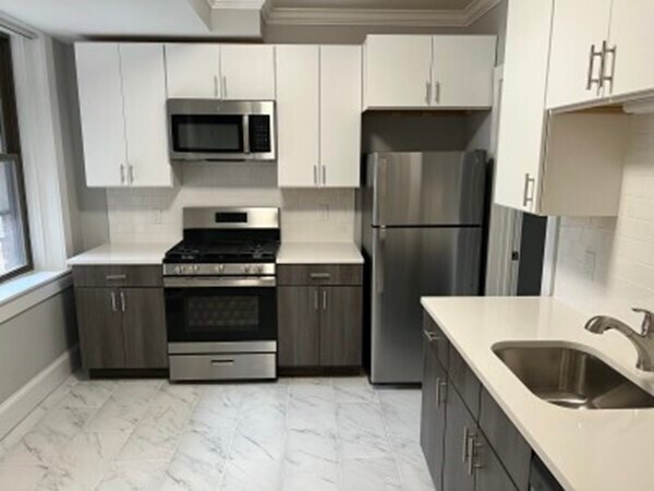Foto principal - 103 Longwood Ave