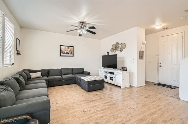 Foto del edificio - 8252 S Pearl Oasis Ct